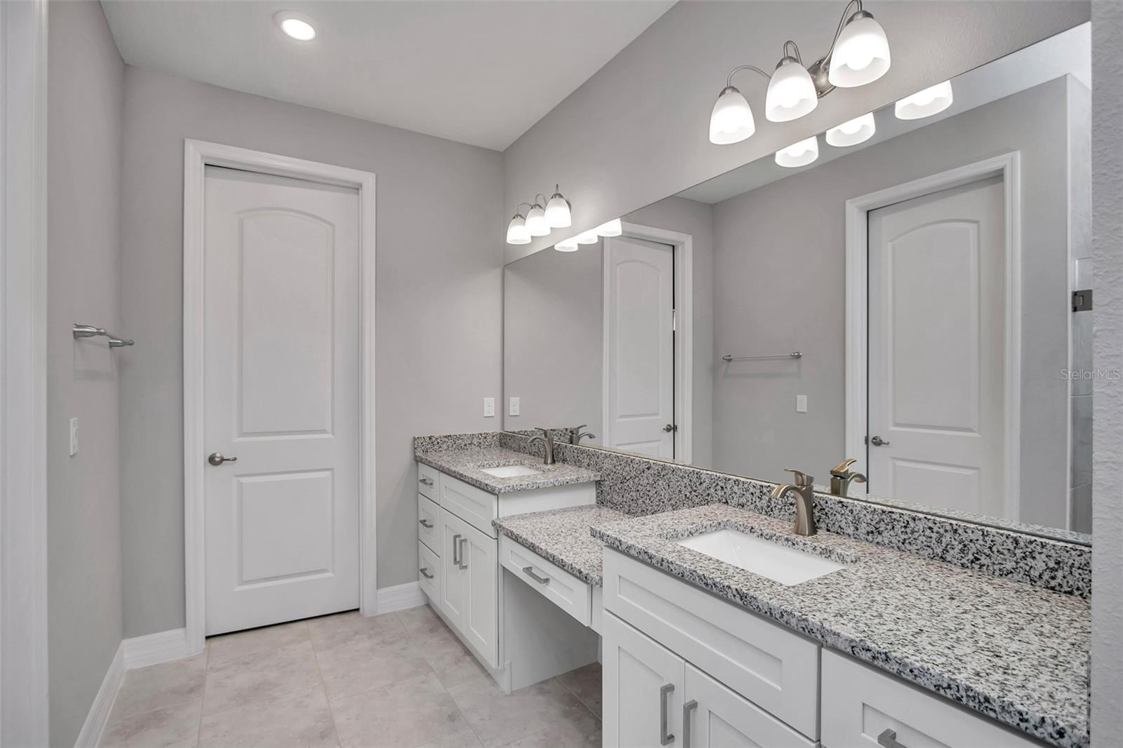 Image 43 of 48 For 3715 Cogwood Circle