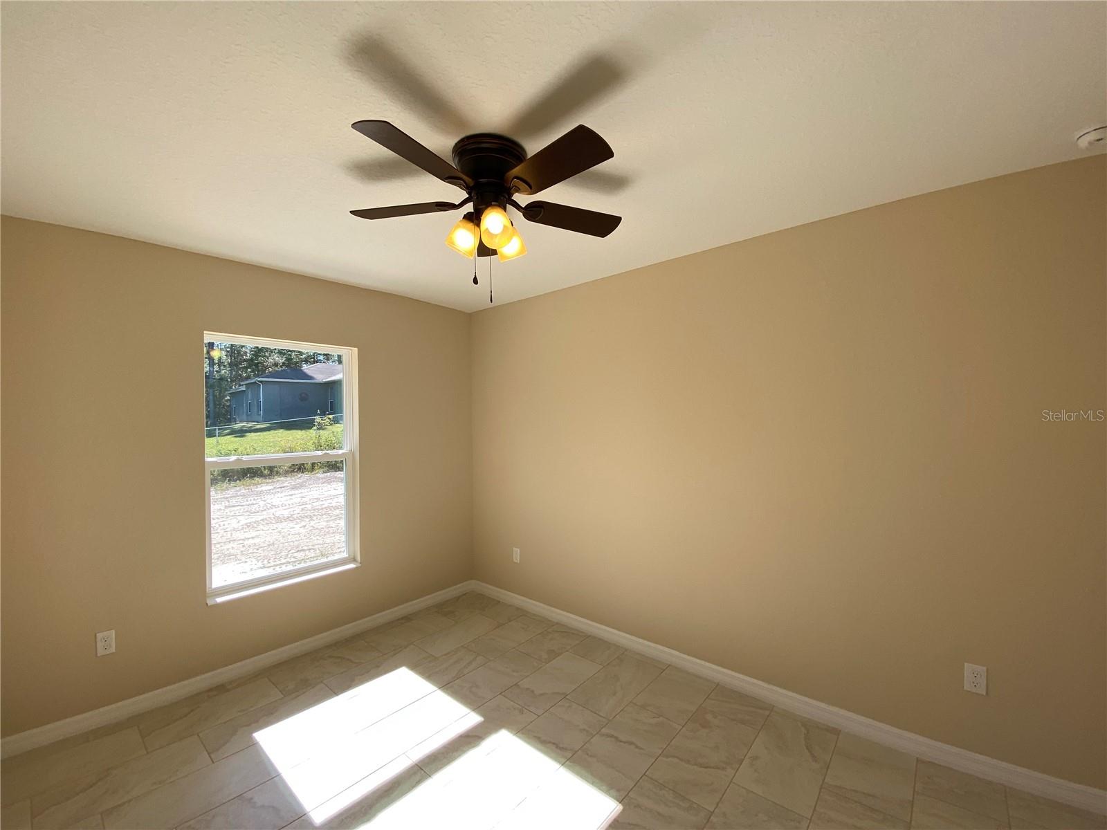 Image 13 of 28 For 572 Marion Oaks Trail