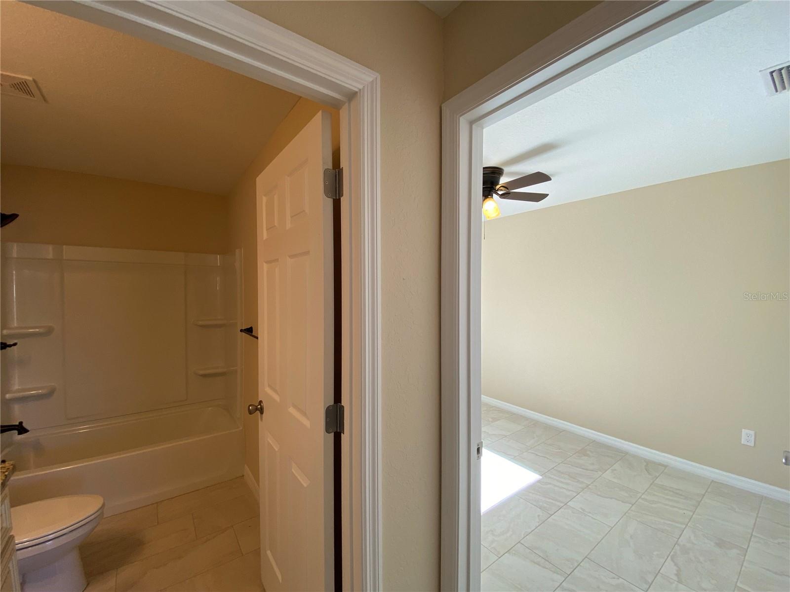 Image 16 of 28 For 572 Marion Oaks Trail