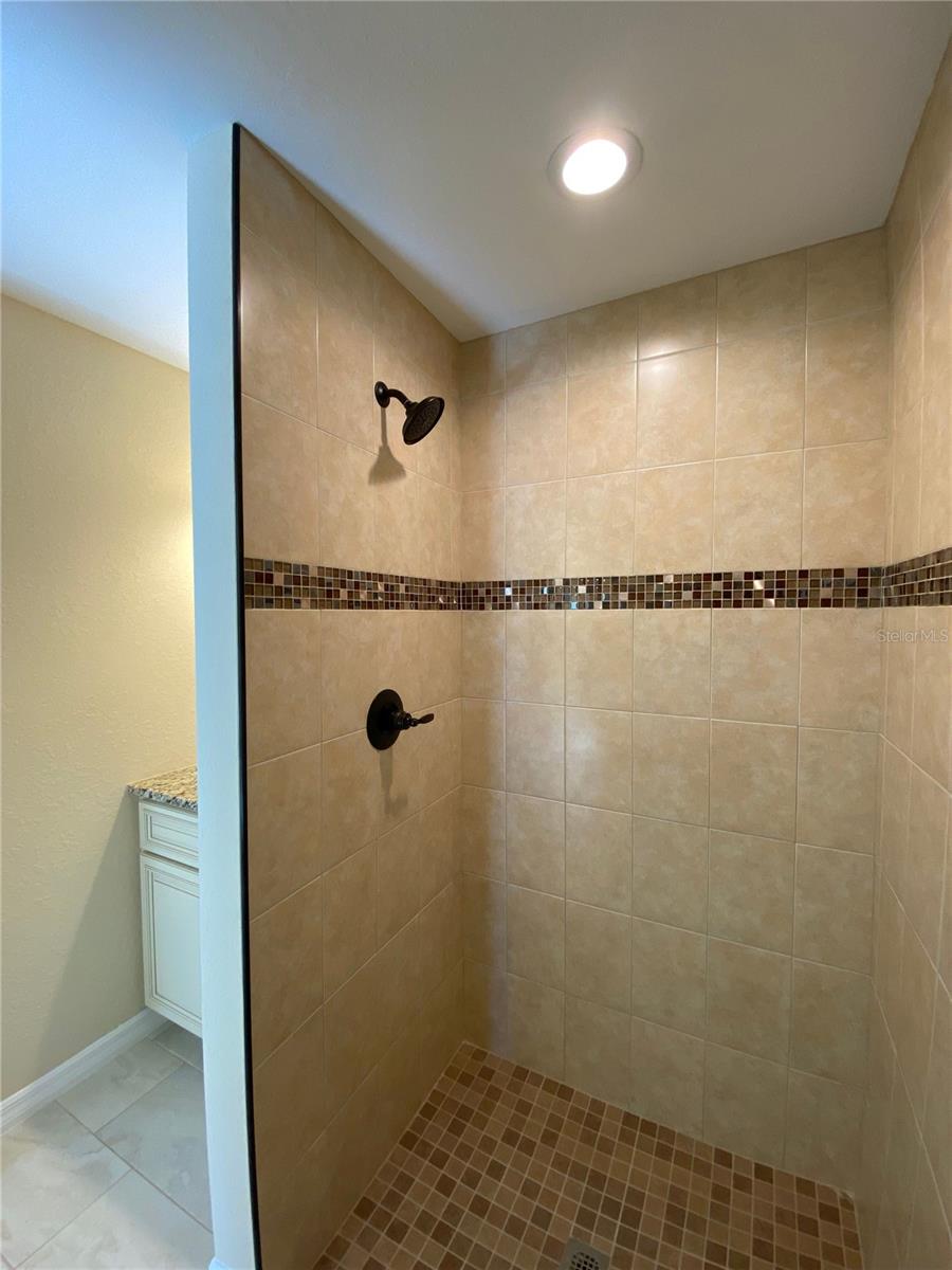 Image 17 of 28 For 572 Marion Oaks Trail