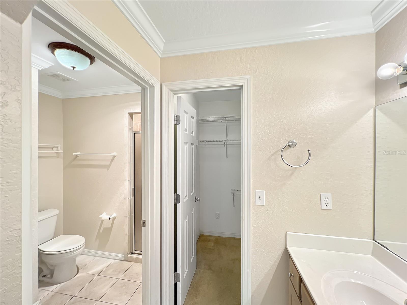 Image 5 of 21 For 2412 17th Circle