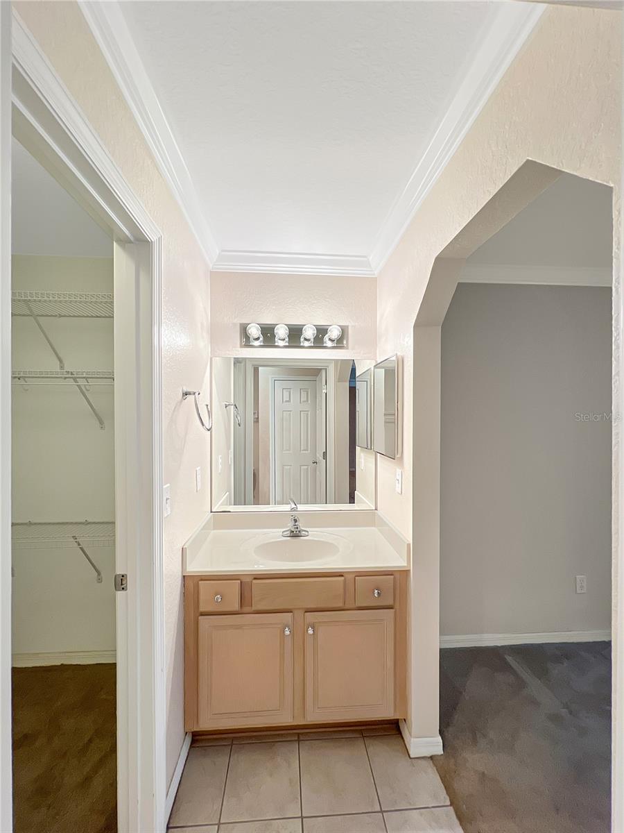 Image 6 of 21 For 2412 17th Circle