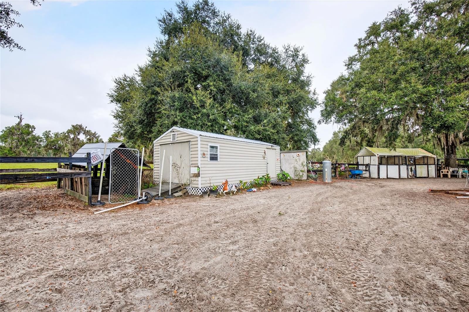 Image 28 of 41 For 650 170th Avenue