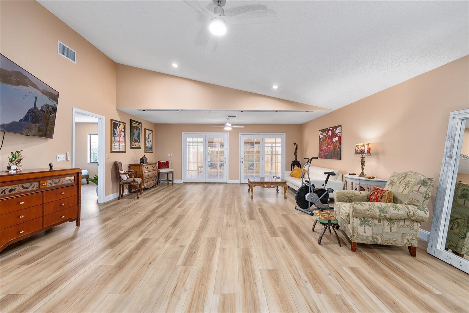 Image 7 of 35 For 5032 107th Place