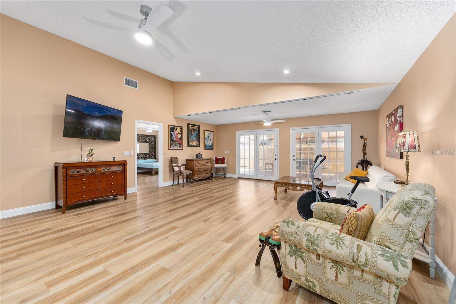 Image 8 of 35 For 5032 107th Place