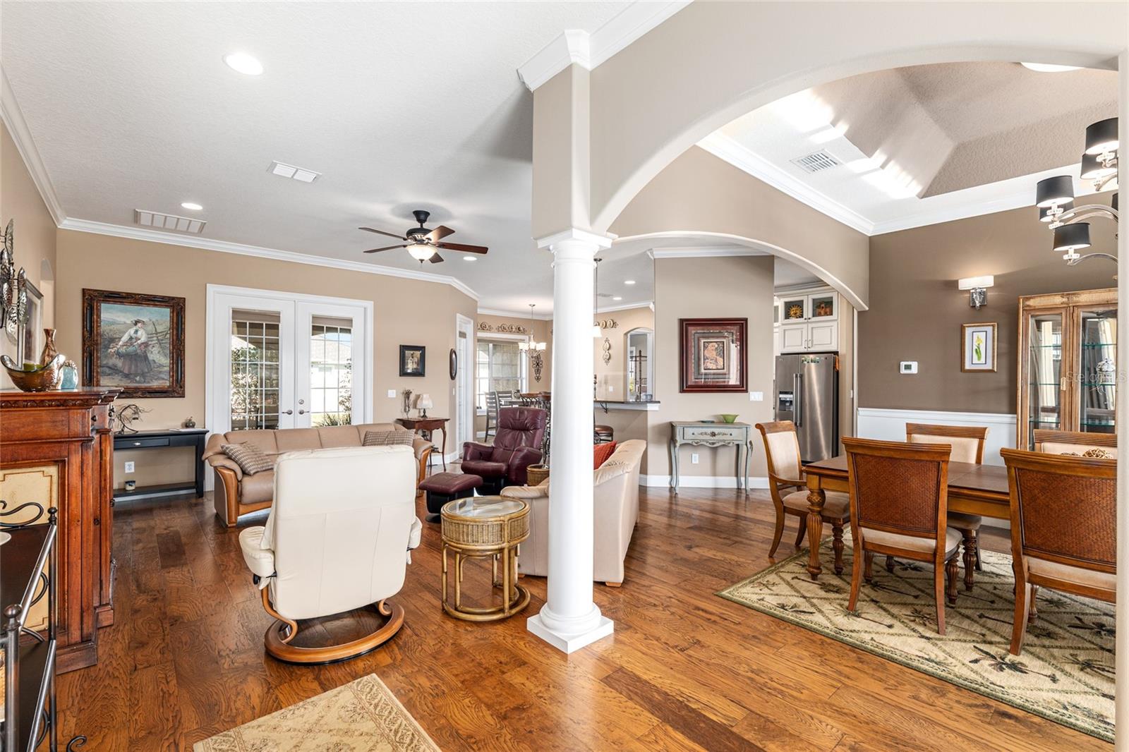 Image 14 of 88 For 1095 45th Place