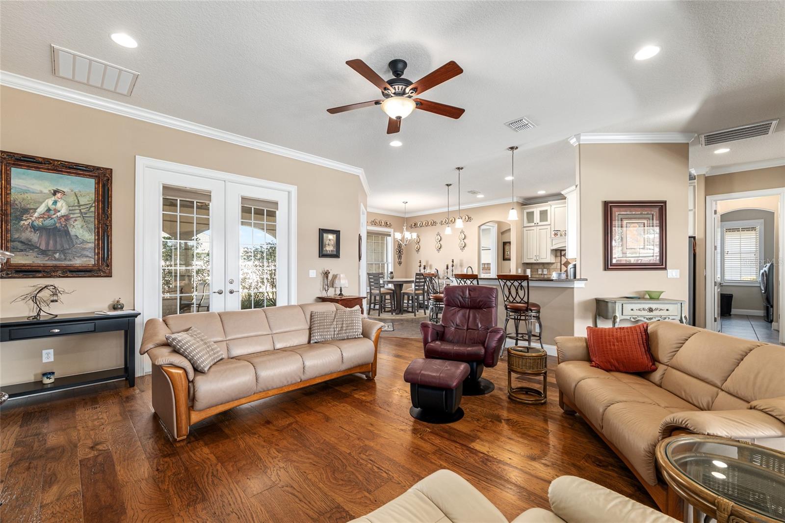 Image 15 of 88 For 1095 45th Place