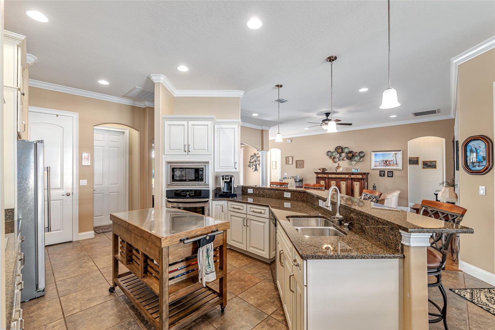 Image 22 of 88 For 1095 45th Place