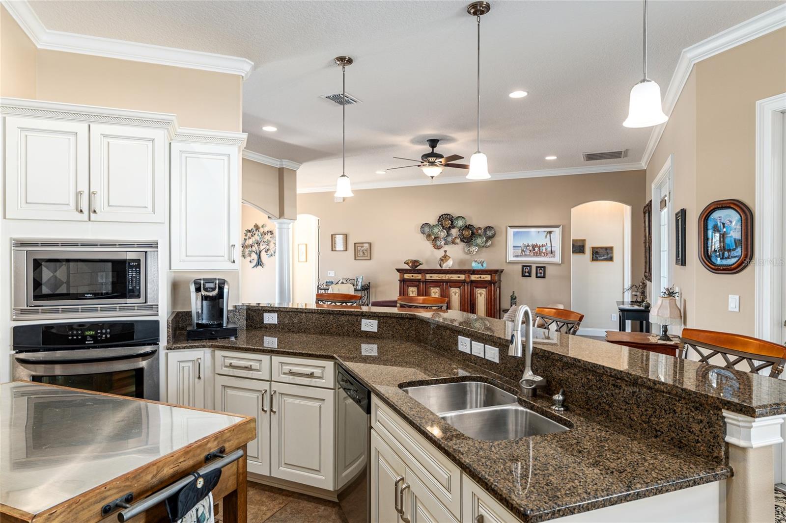 Image 29 of 88 For 1095 45th Place