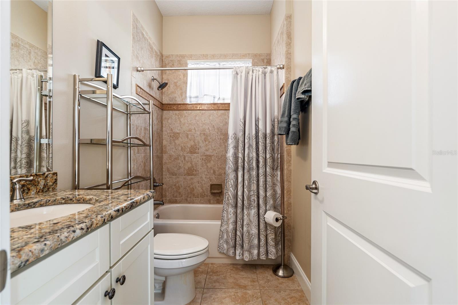 Image 50 of 88 For 1095 45th Place