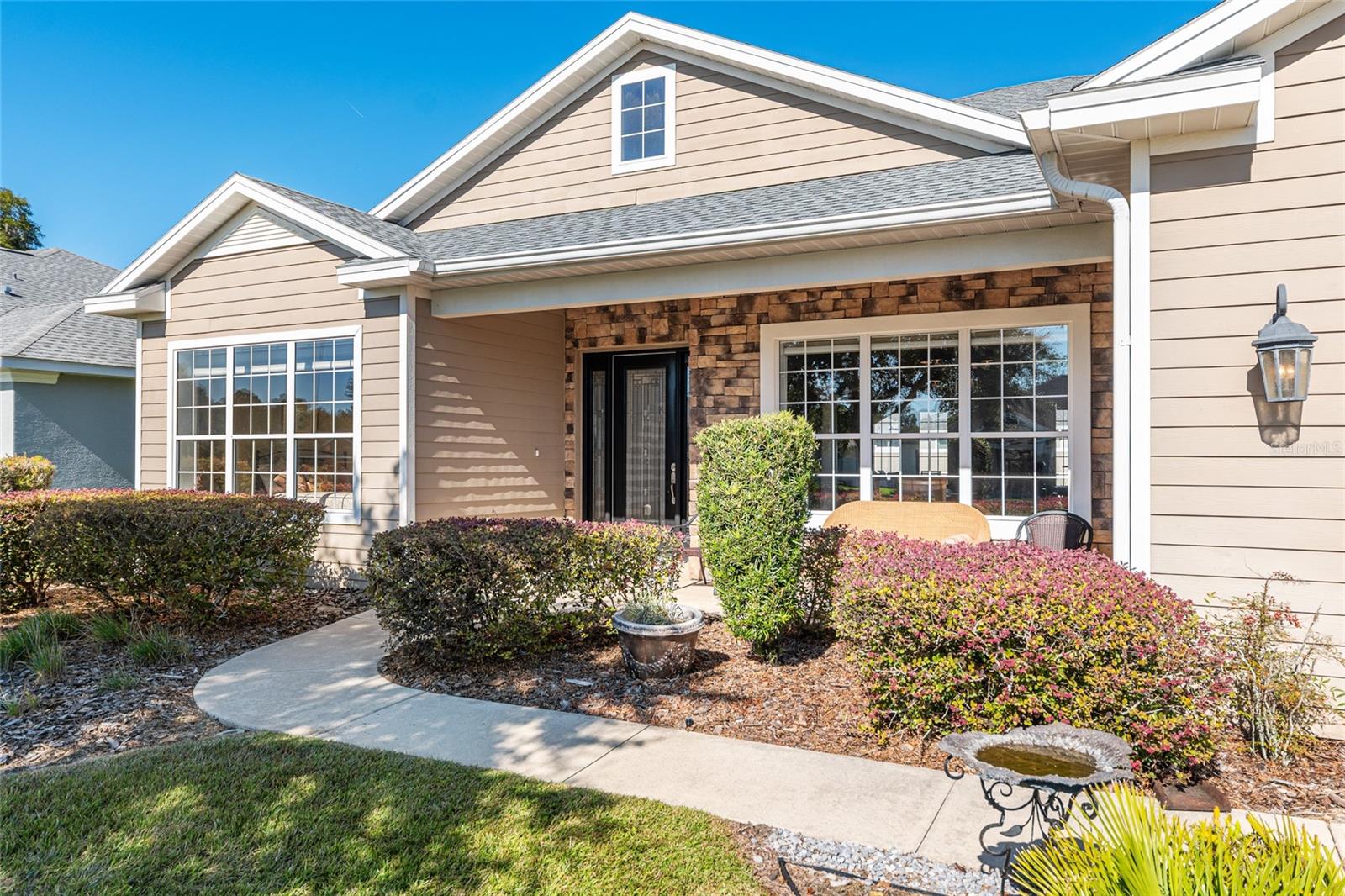 Image 7 of 88 For 1095 45th Place