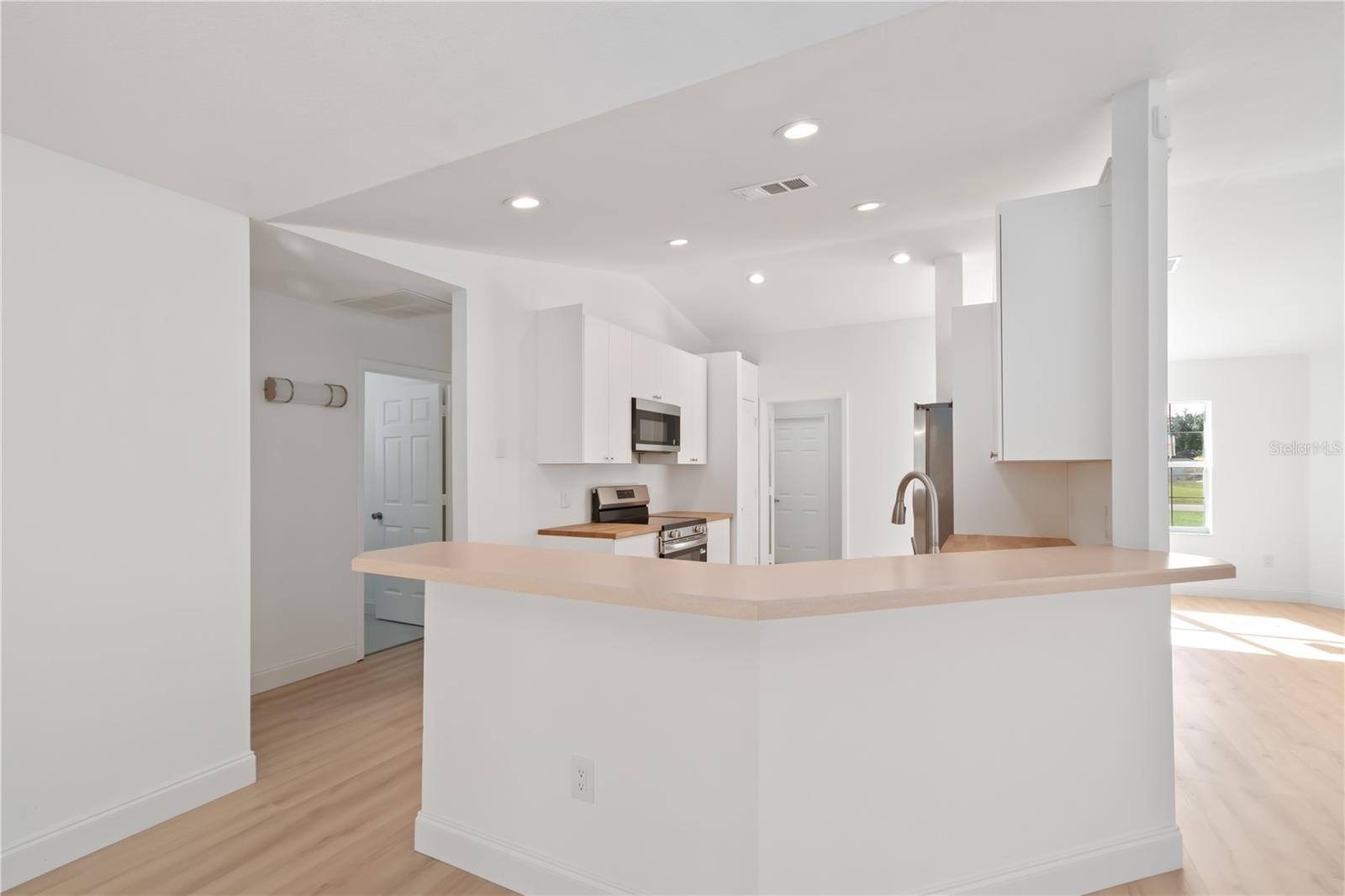 Image 12 of 50 For 12829 38th Circle