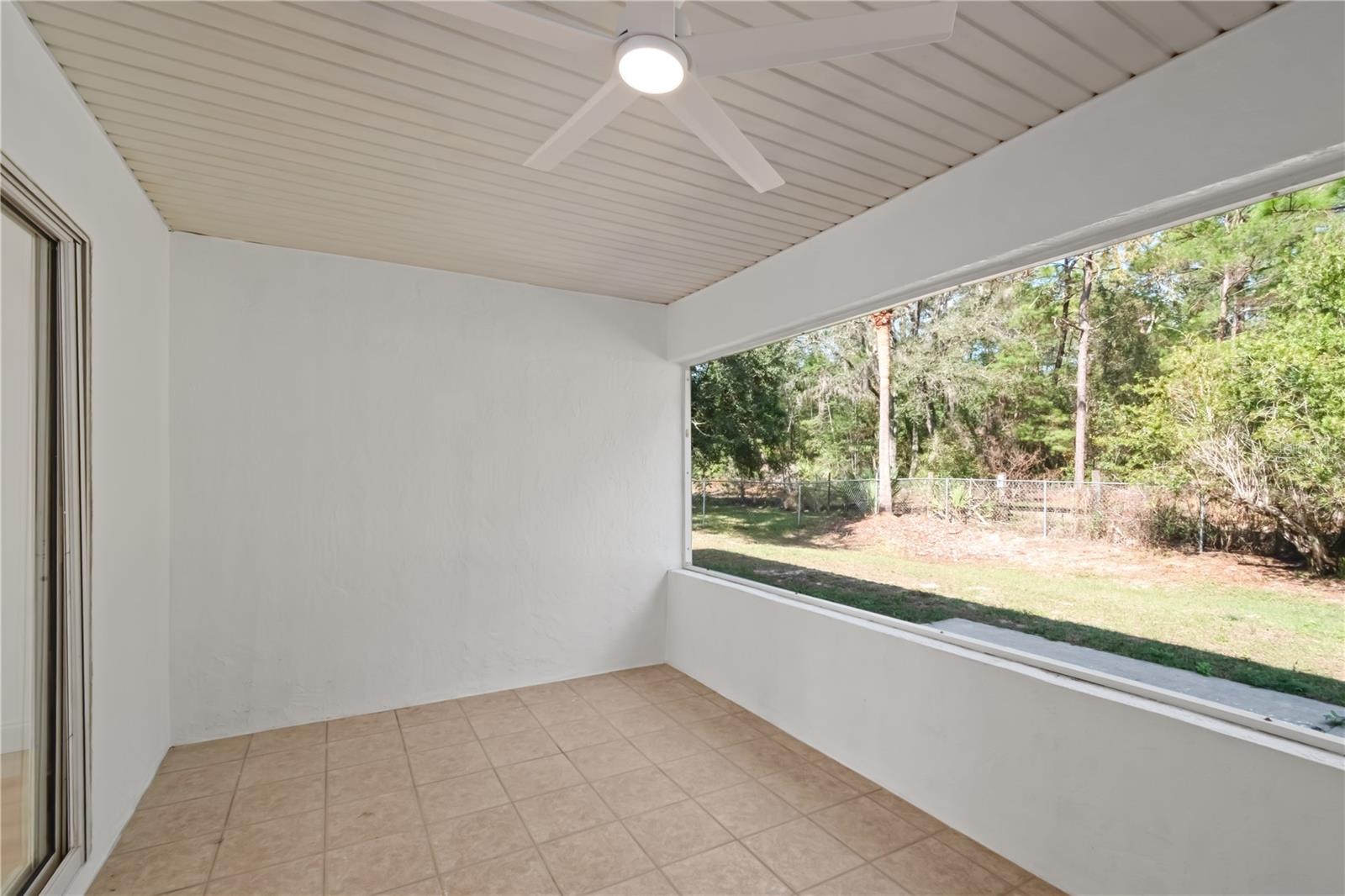 Image 17 of 50 For 12829 38th Circle