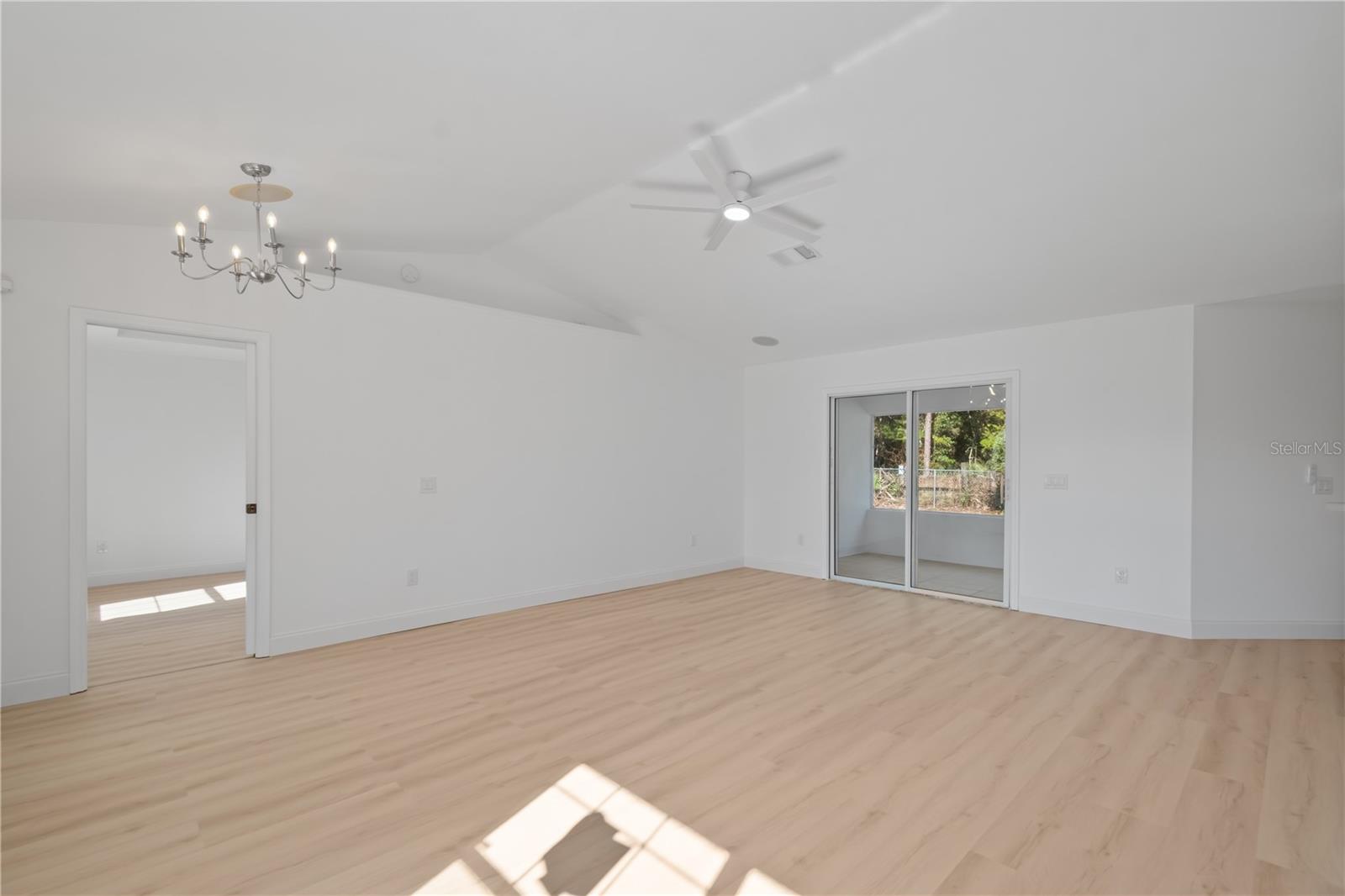 Image 4 of 50 For 12829 38th Circle