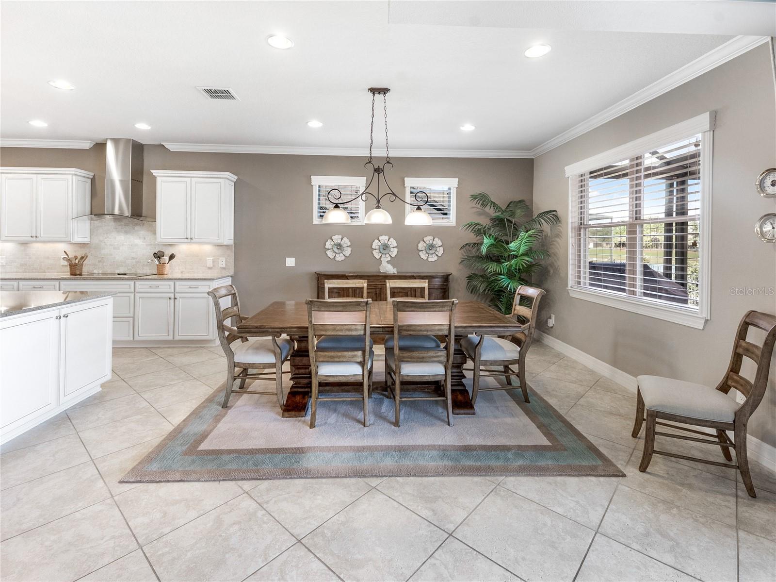 Image 19 of 76 For 6648 95th Circle