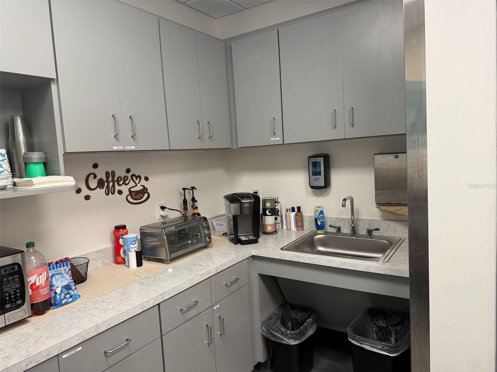 Image 23 of 30 For 1536 Pine Avenue