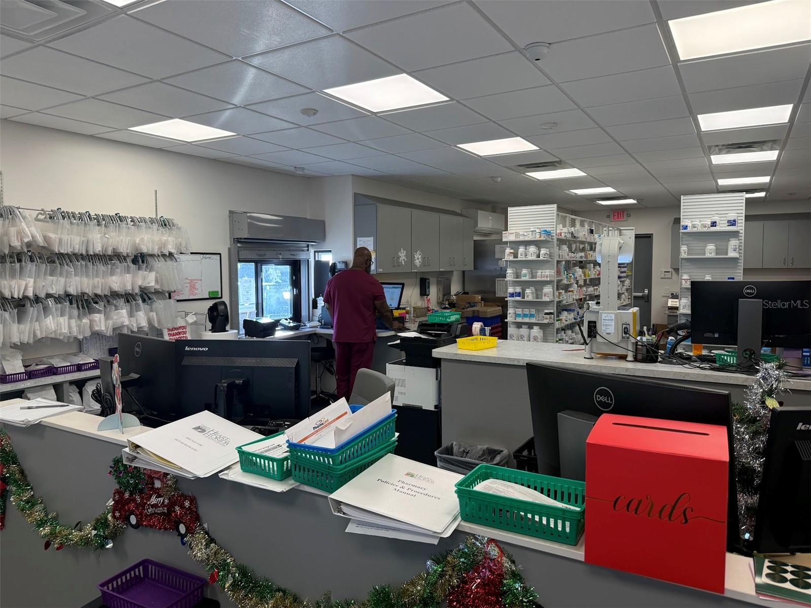 Image 27 of 30 For 1536 Pine Avenue