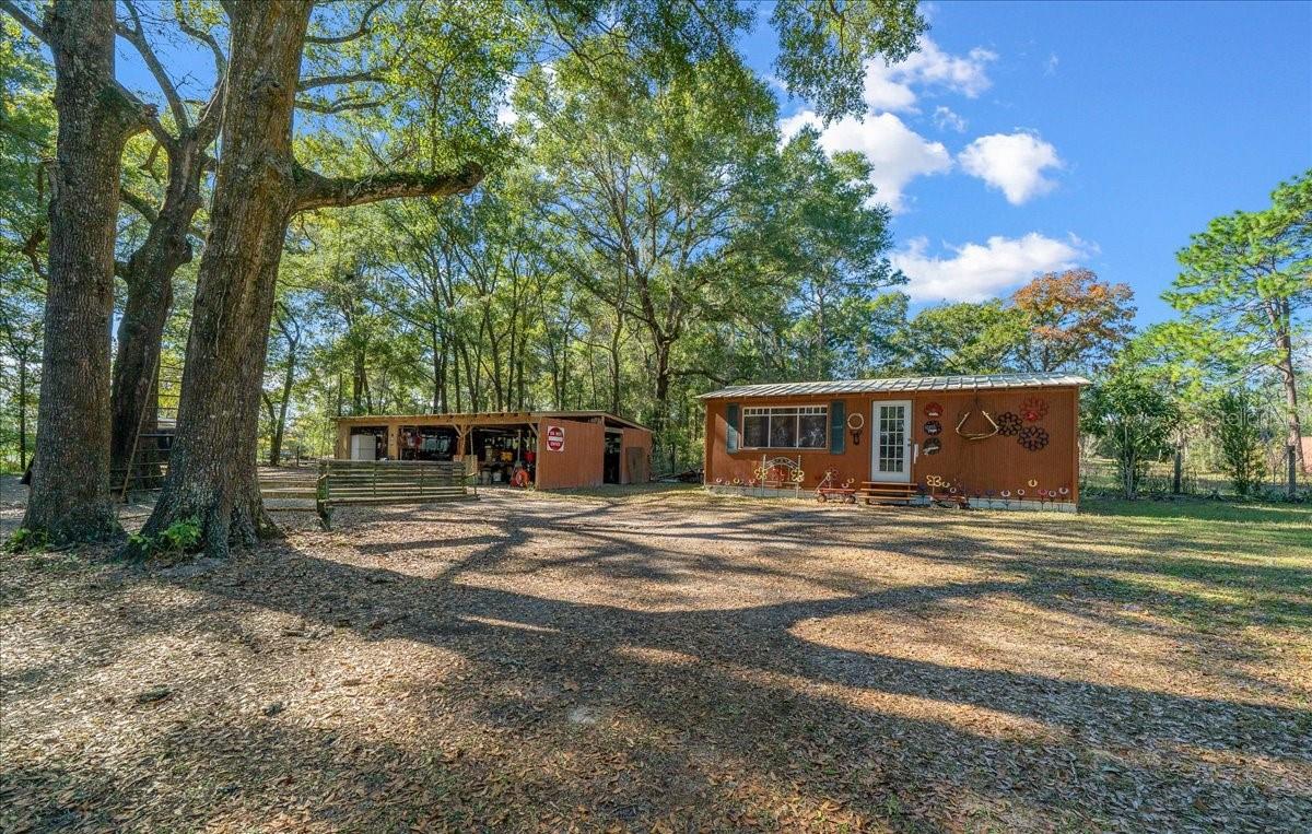 Image 27 of 70 For 7025 5th Lane