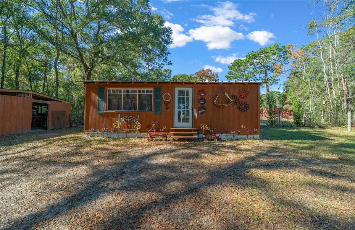 Image 28 of 70 For 7025 5th Lane