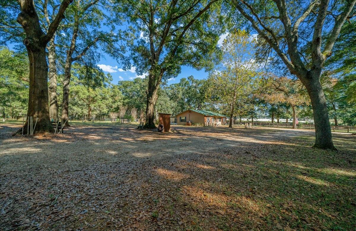 Image 29 of 70 For 7025 5th Lane