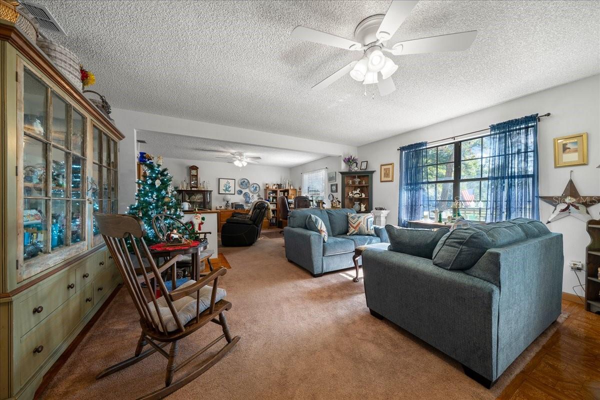 Image 43 of 70 For 7025 5th Lane