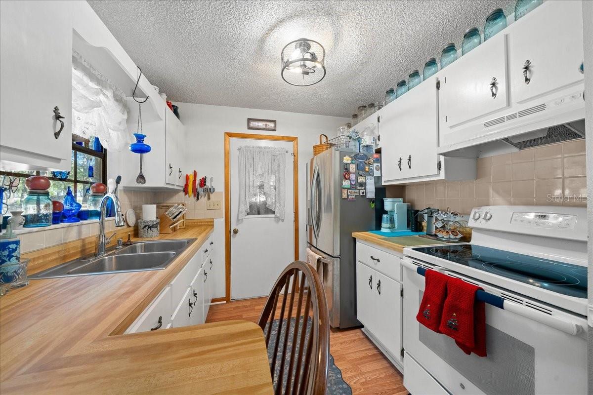 Image 50 of 70 For 7025 5th Lane