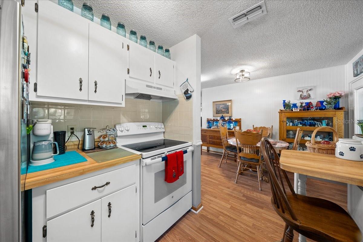 Image 52 of 70 For 7025 5th Lane