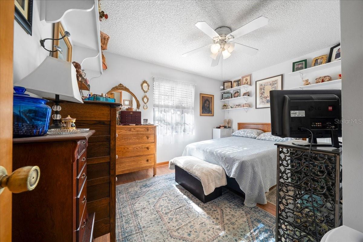 Image 61 of 70 For 7025 5th Lane