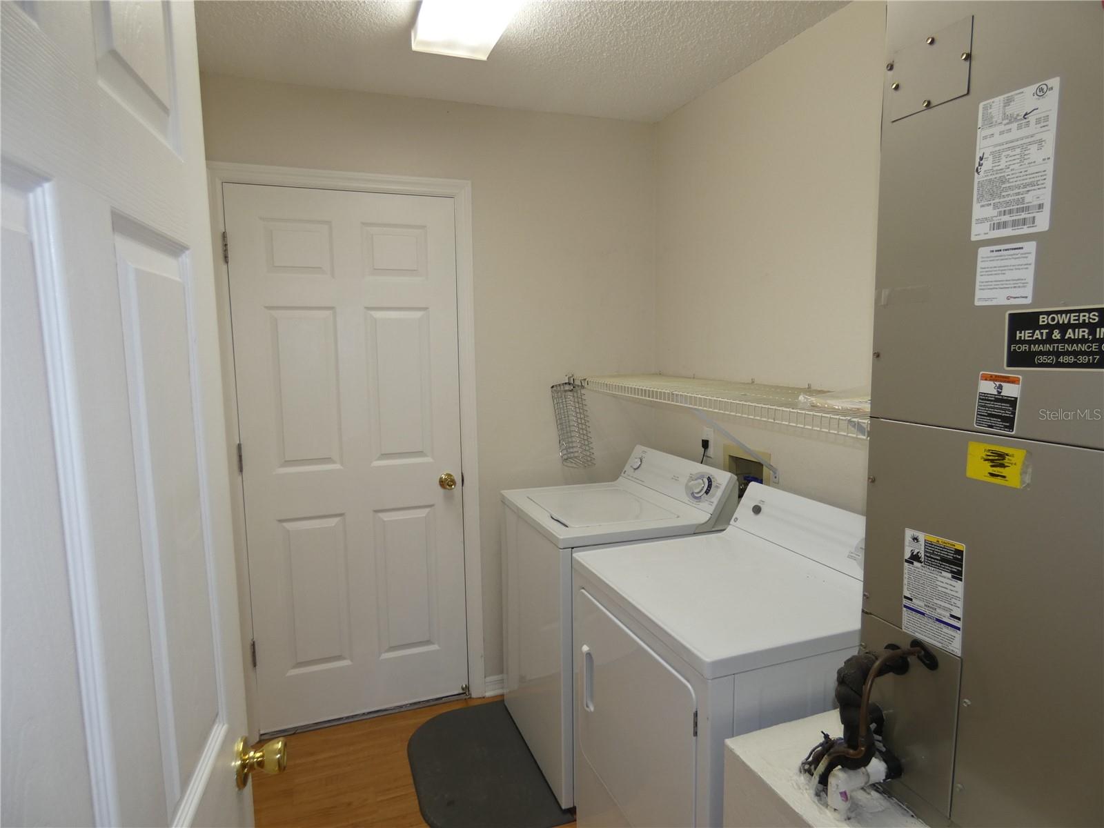 Image 13 of 37 For 19181 90th Lane Road