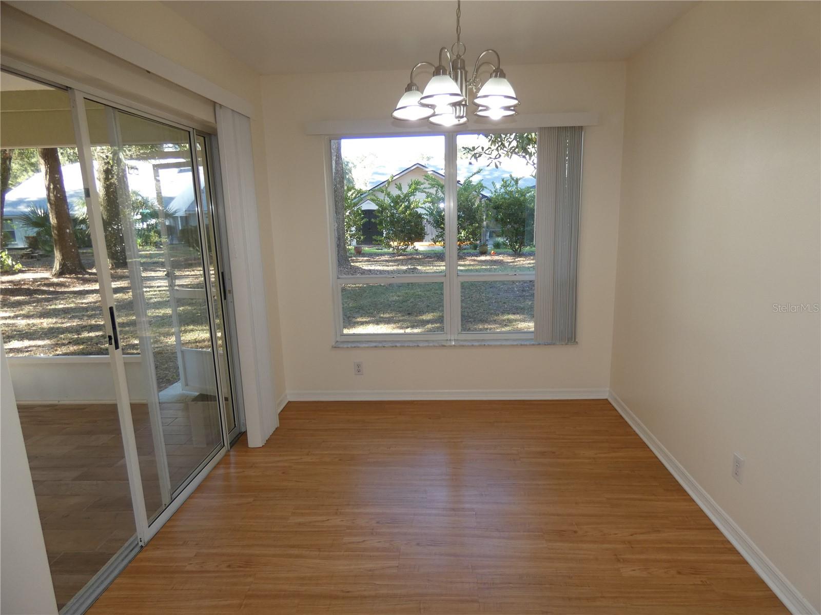 Image 14 of 37 For 19181 90th Lane Road