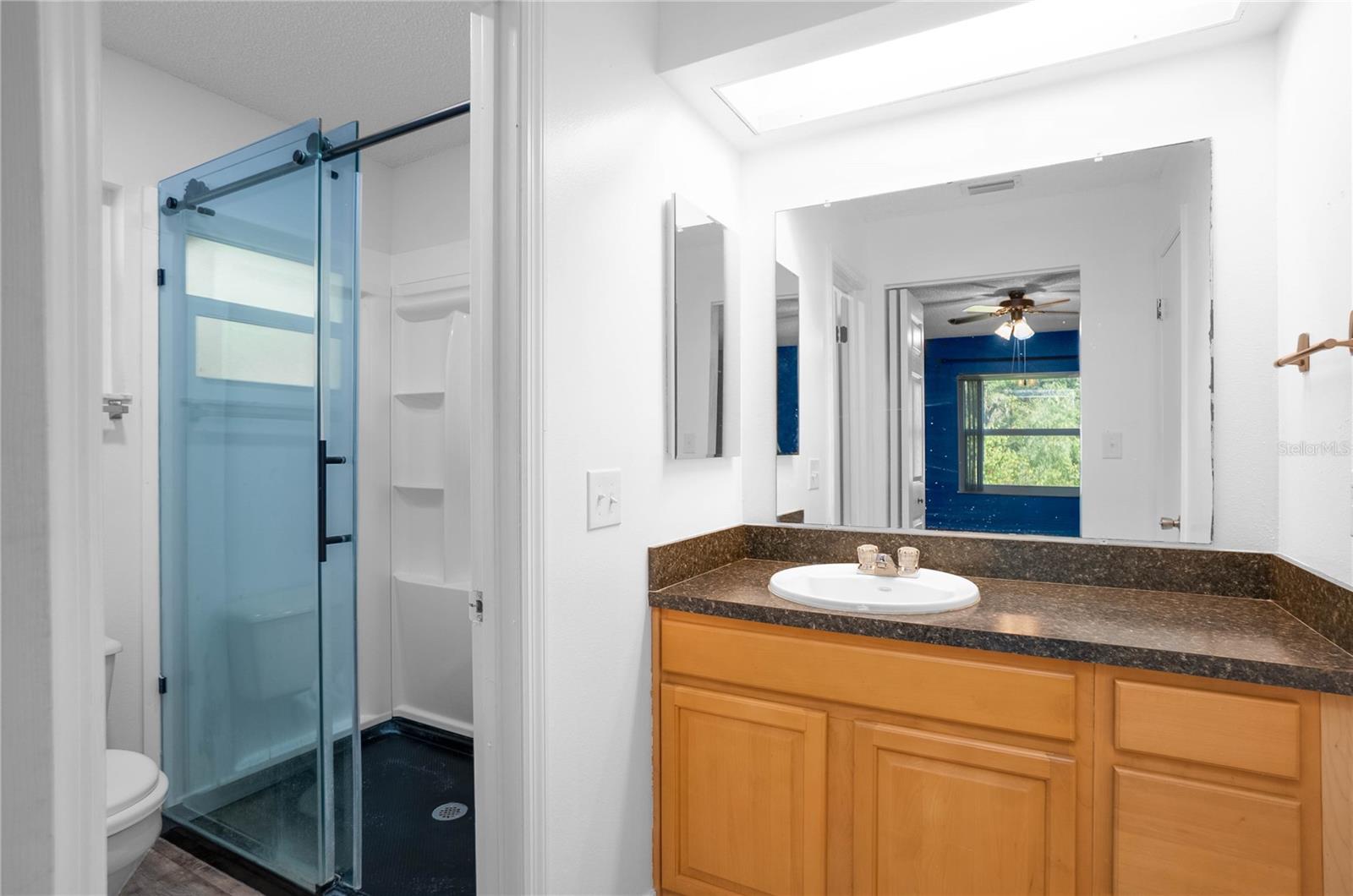 Image 16 of 34 For 102 Peony Street