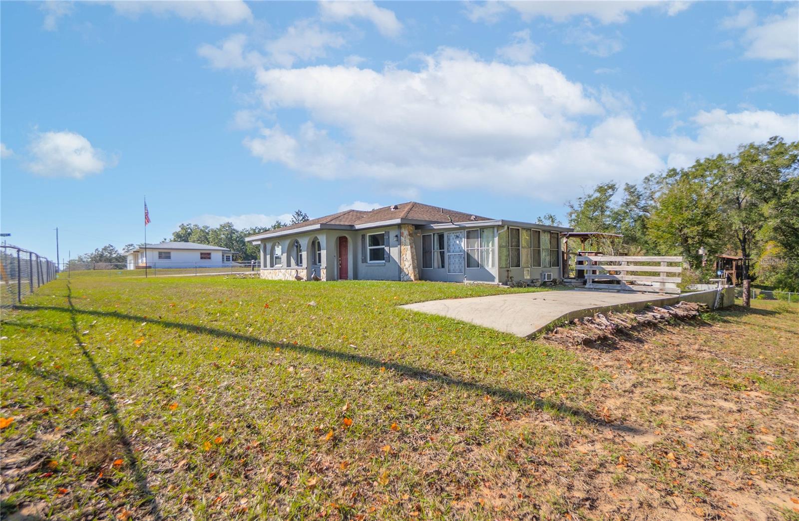 Image 2 of 34 For 102 Peony Street