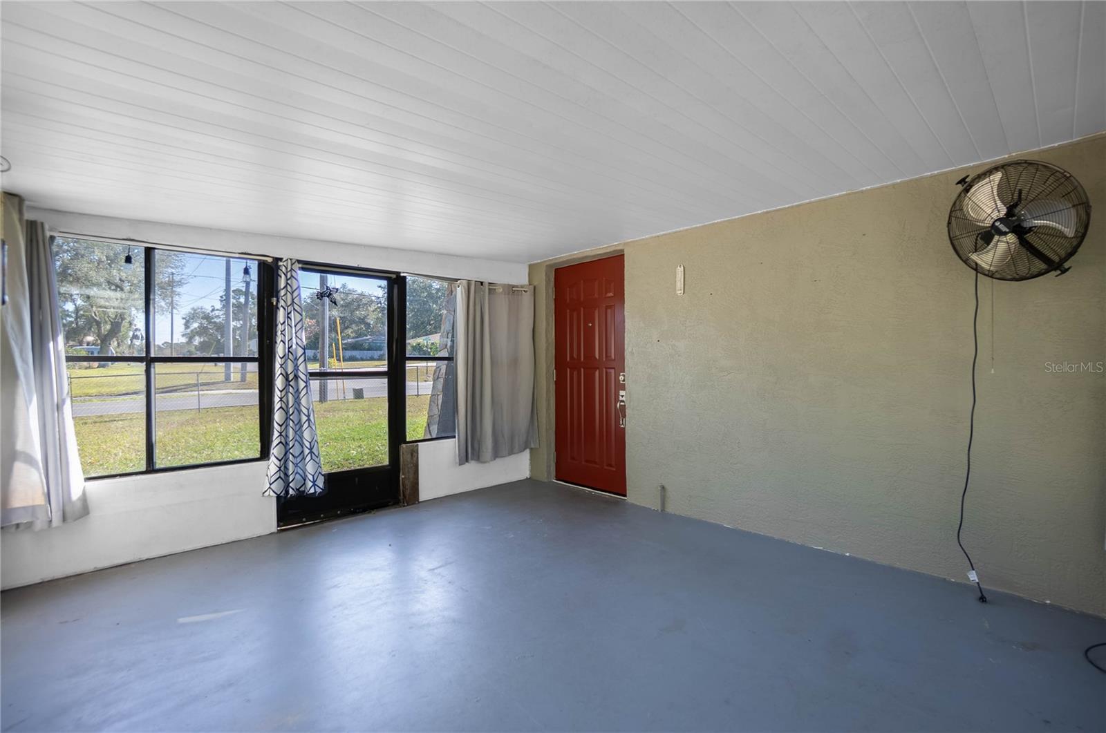 Image 22 of 34 For 102 Peony Street