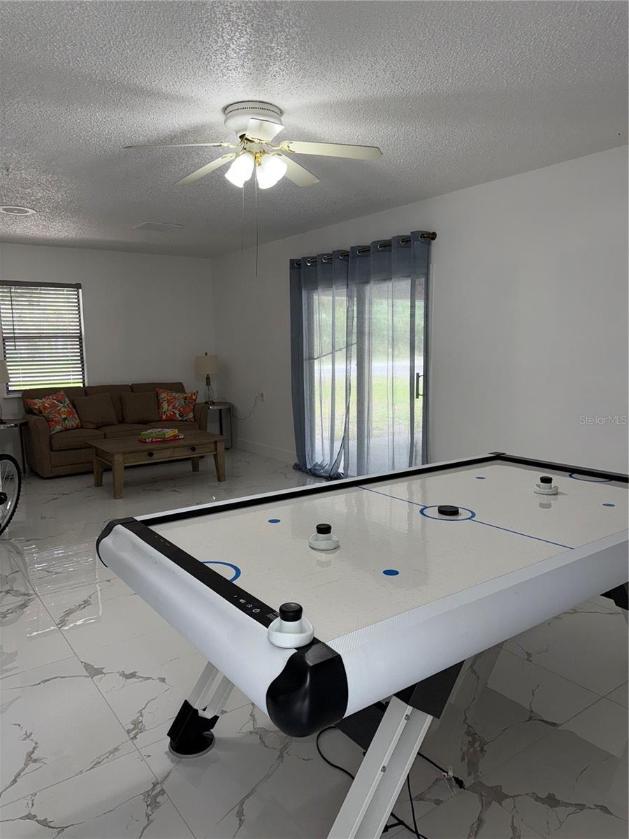 Listing photo id 21 for 3585 Hiawatha Terrace