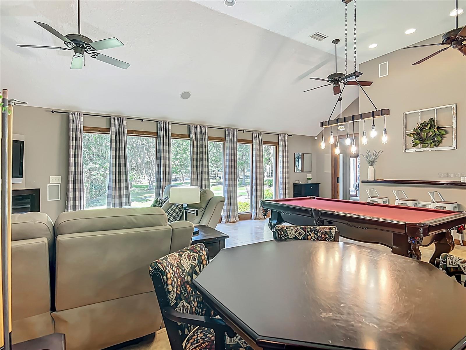 Image 10 of 94 For 4661 7th Avenue Road