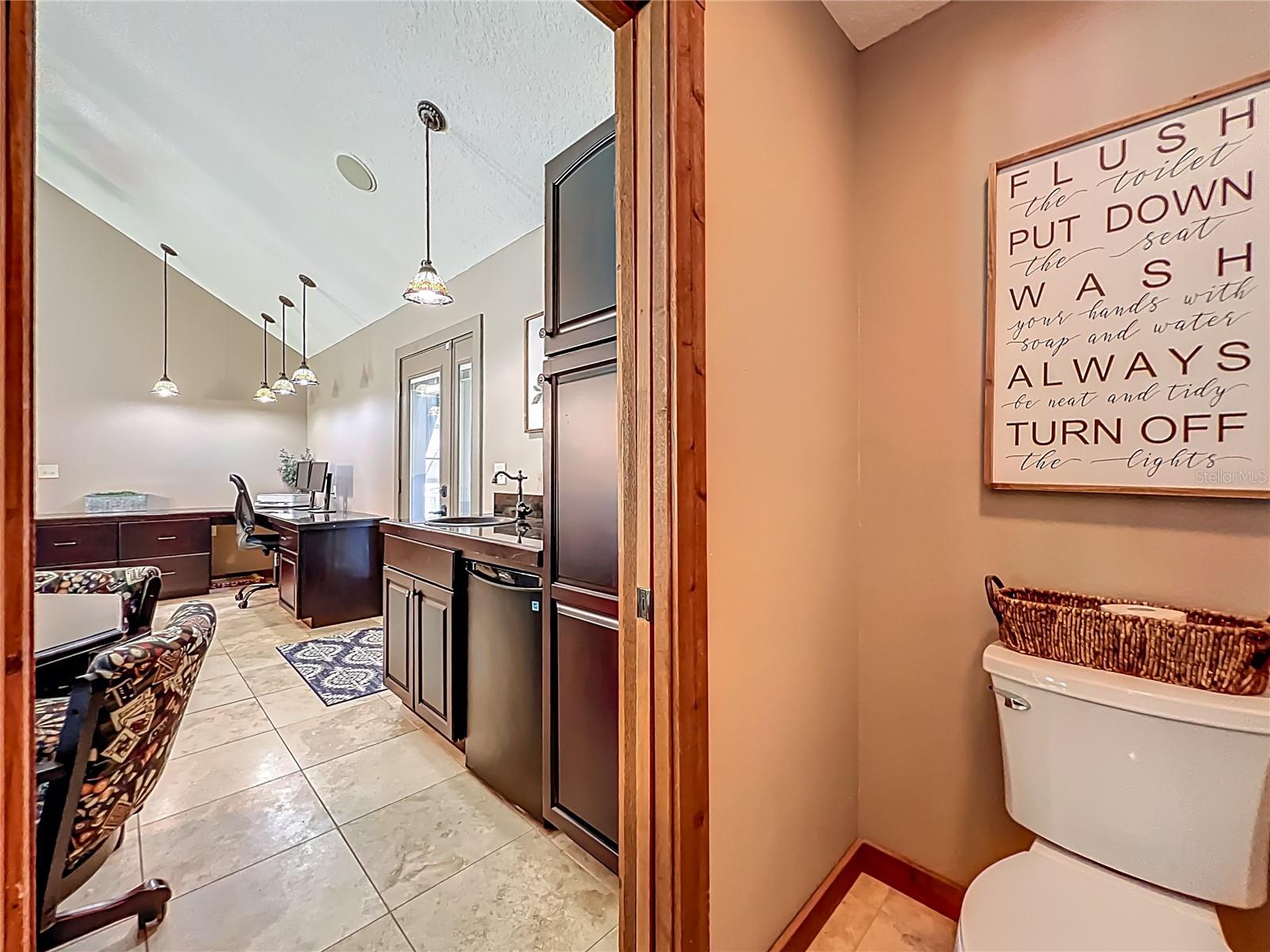 Image 30 of 94 For 4661 7th Avenue Road