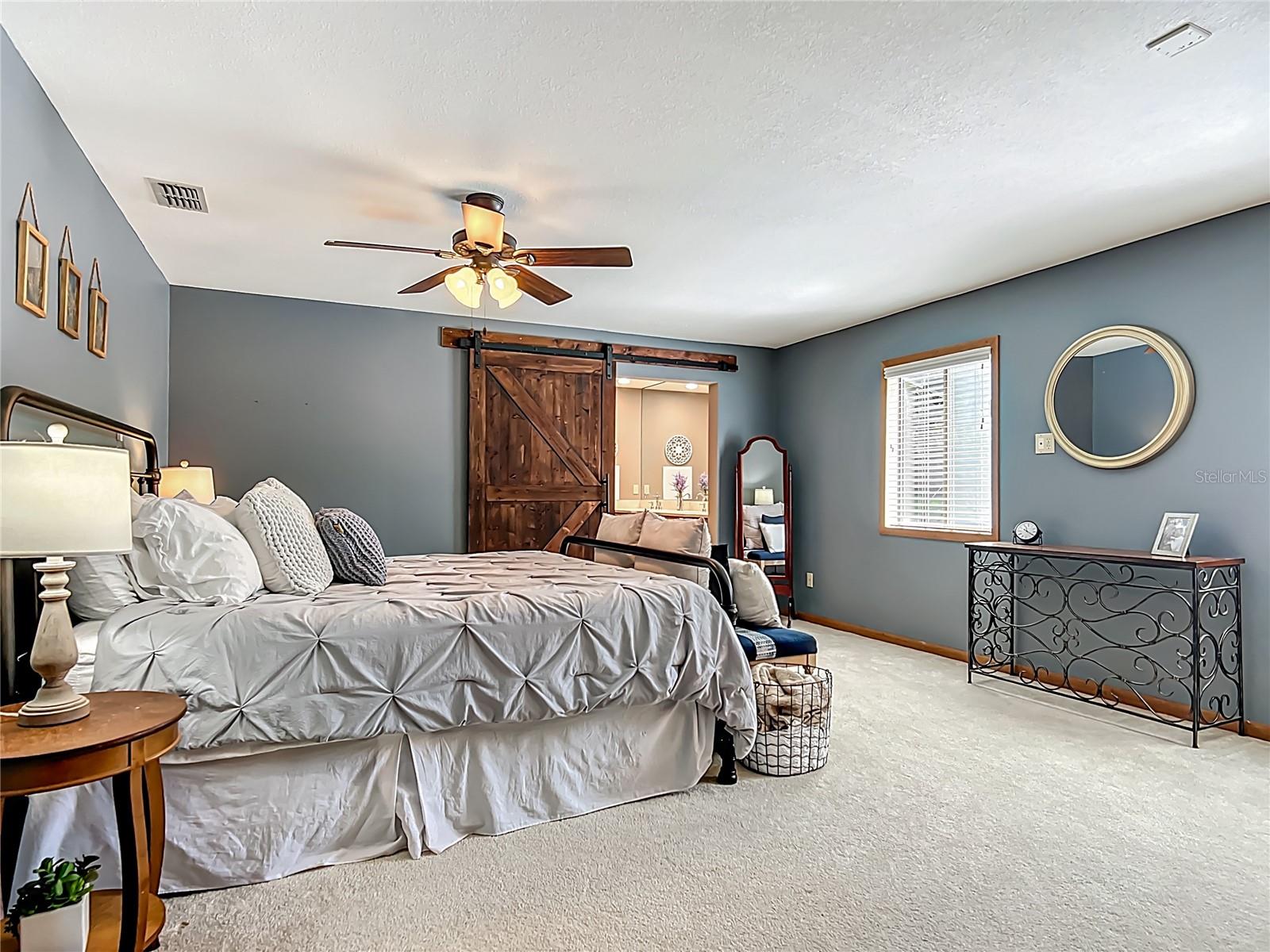 Image 33 of 94 For 4661 7th Avenue Road