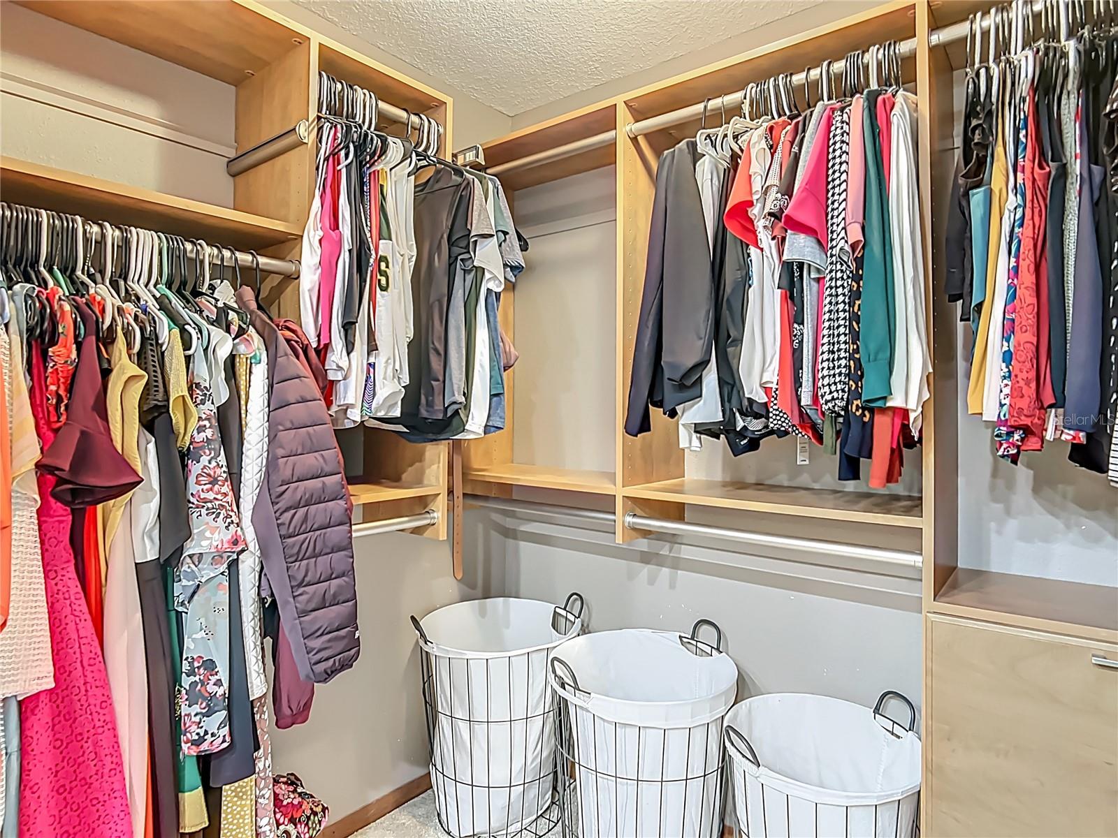 Image 37 of 94 For 4661 7th Avenue Road