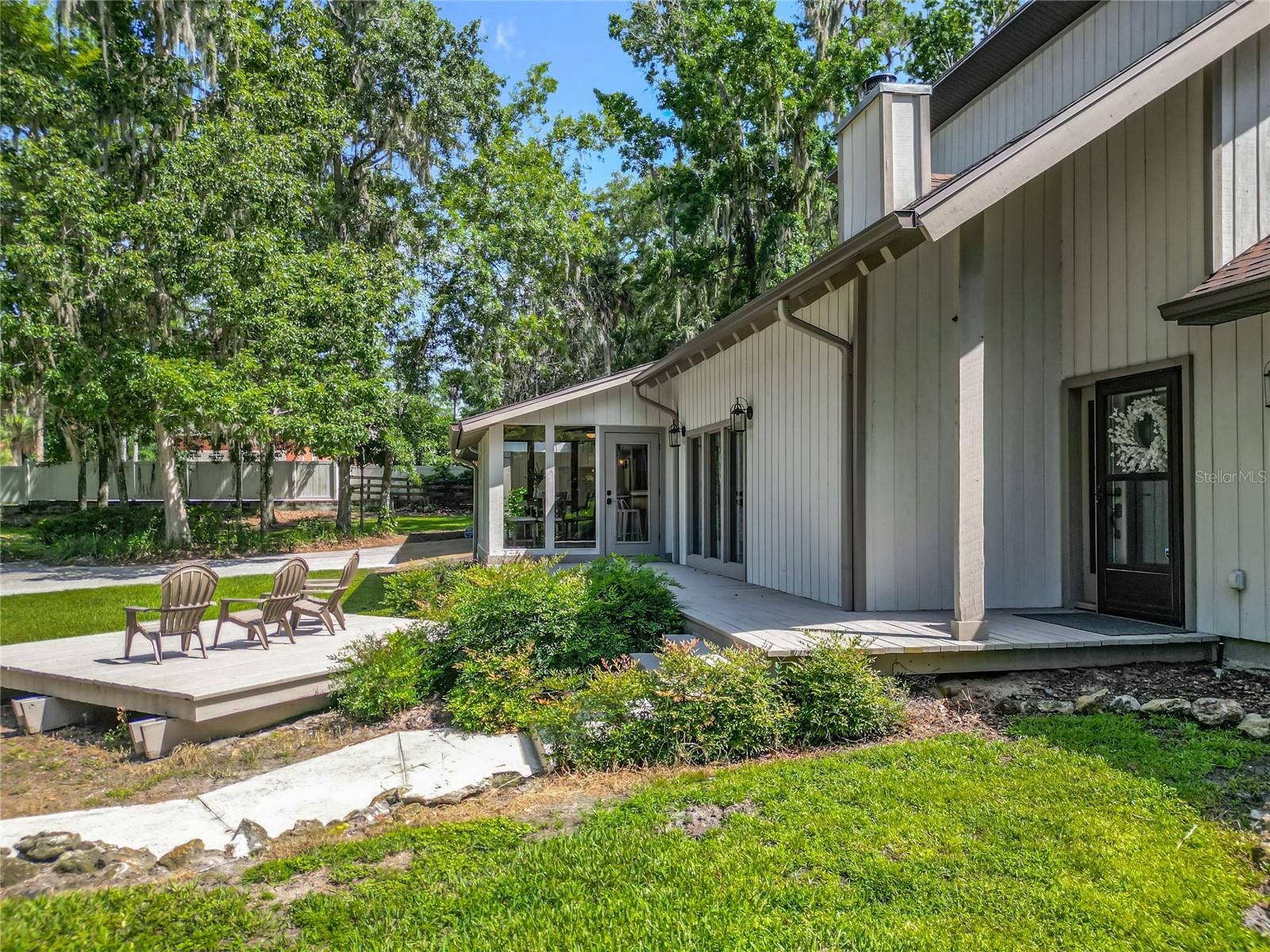 Image 4 of 94 For 4661 7th Avenue Road