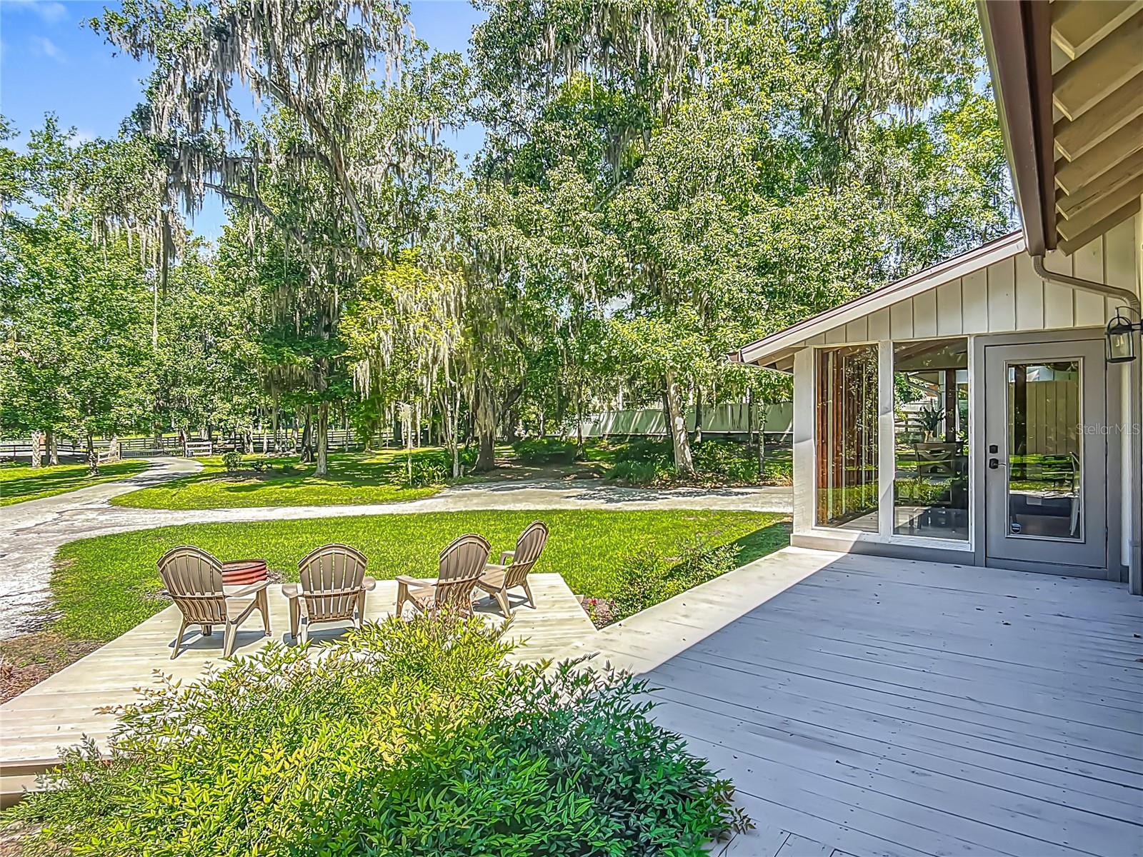 Image 6 of 94 For 4661 7th Avenue Road