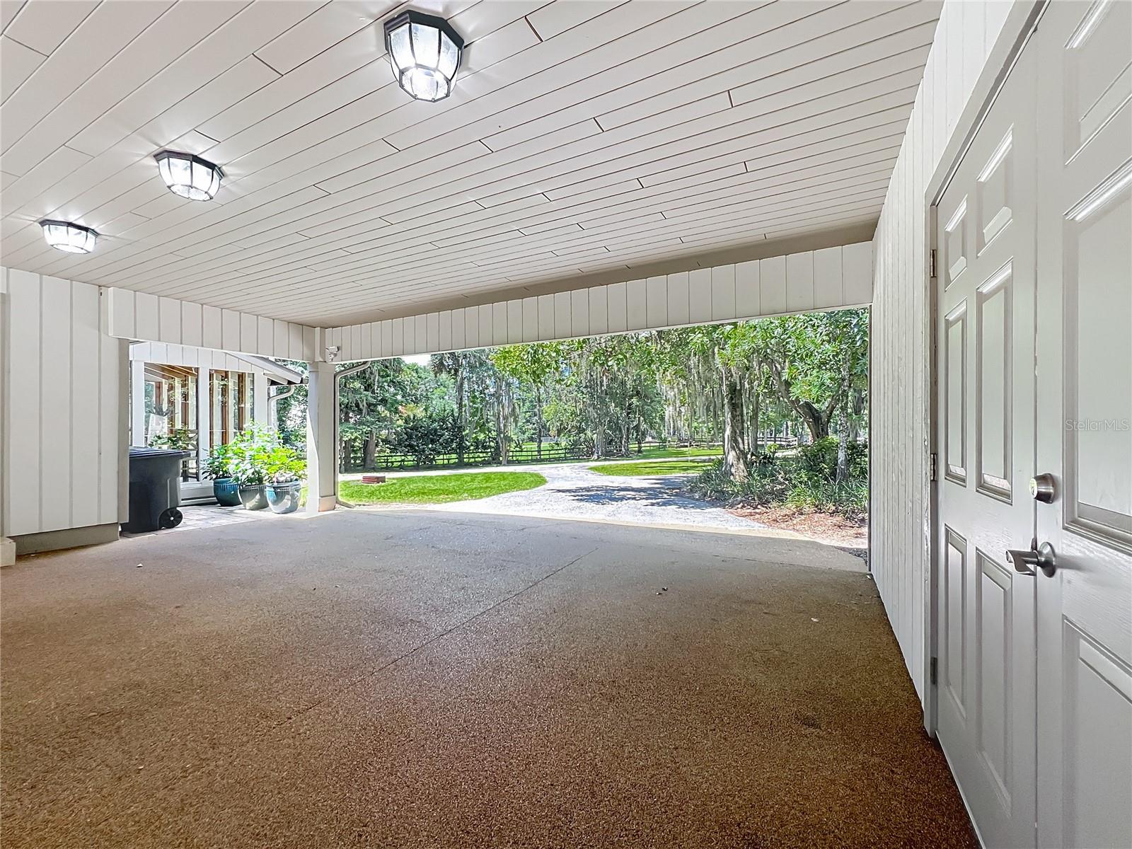 Image 72 of 94 For 4661 7th Avenue Road