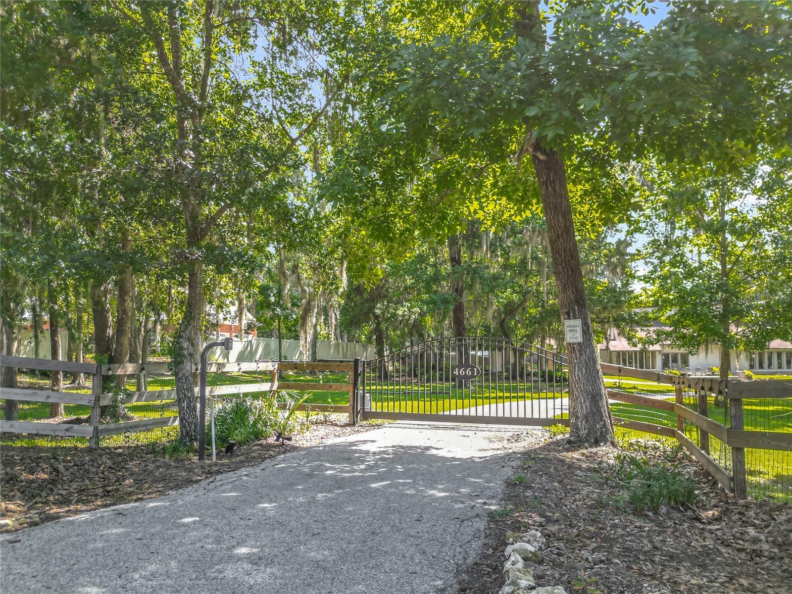 Image 90 of 94 For 4661 7th Avenue Road