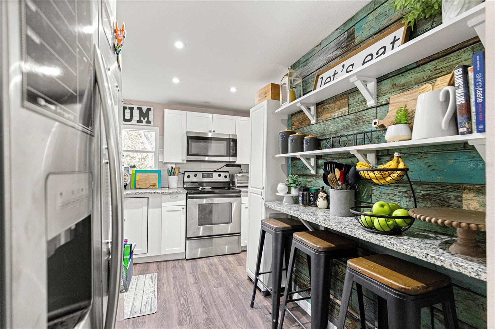 Image 11 of 31 For 11820 92nd Terrace