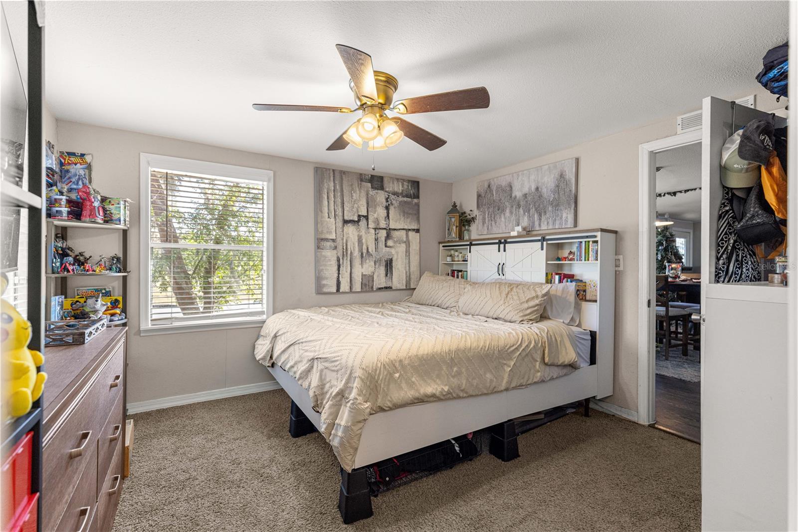 Image 14 of 31 For 11820 92nd Terrace