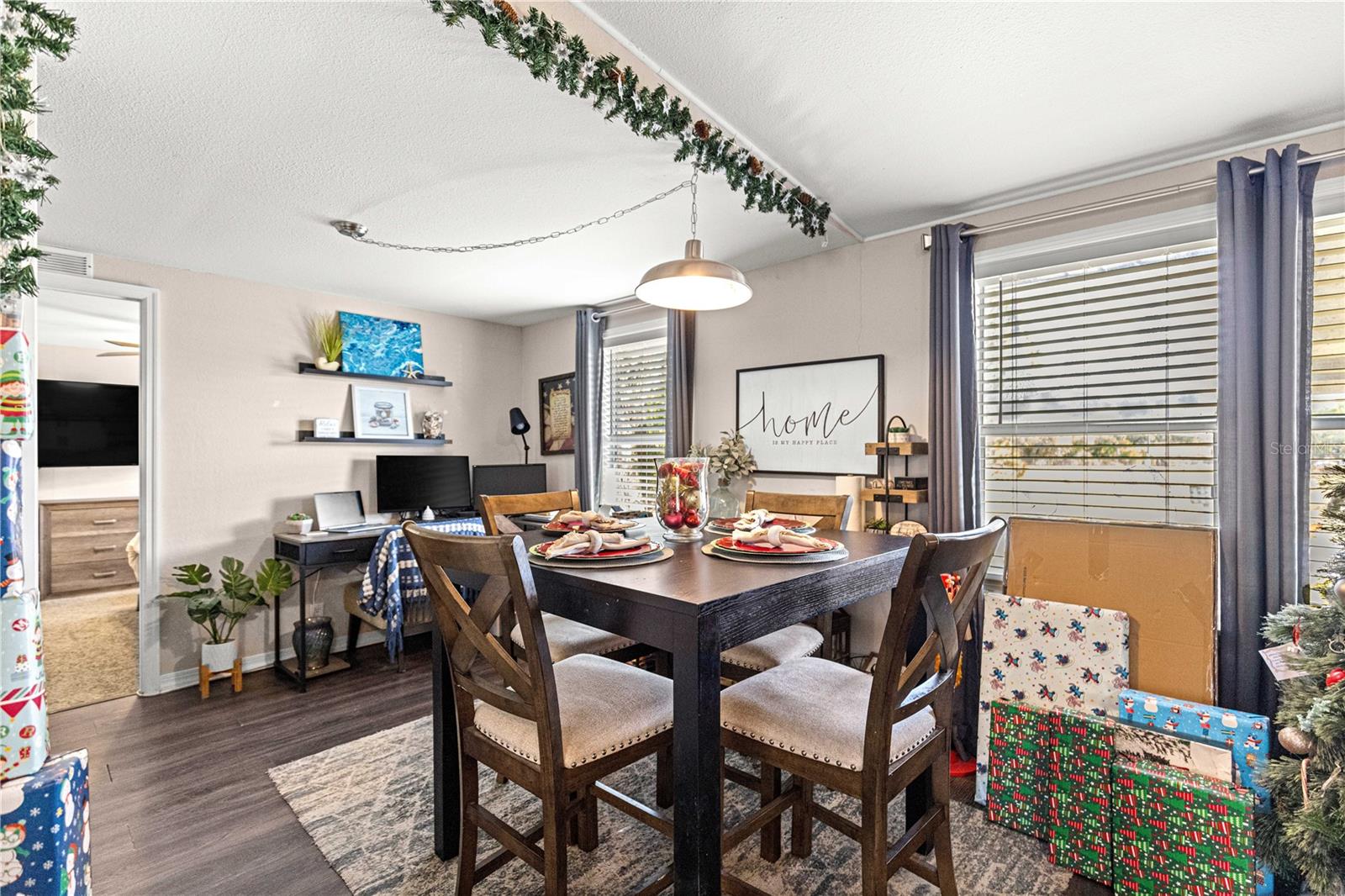 Image 7 of 31 For 11820 92nd Terrace