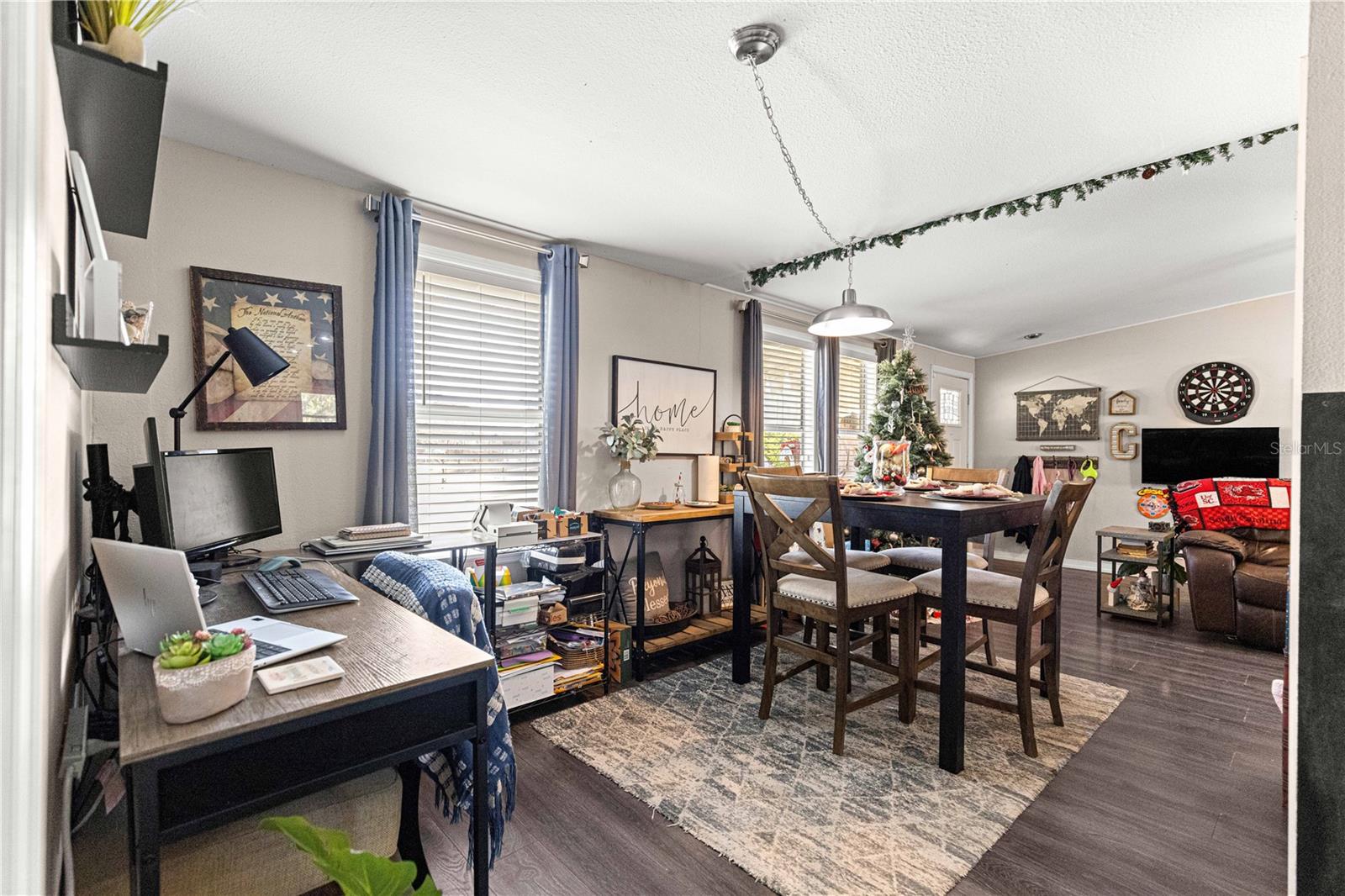 Image 8 of 31 For 11820 92nd Terrace