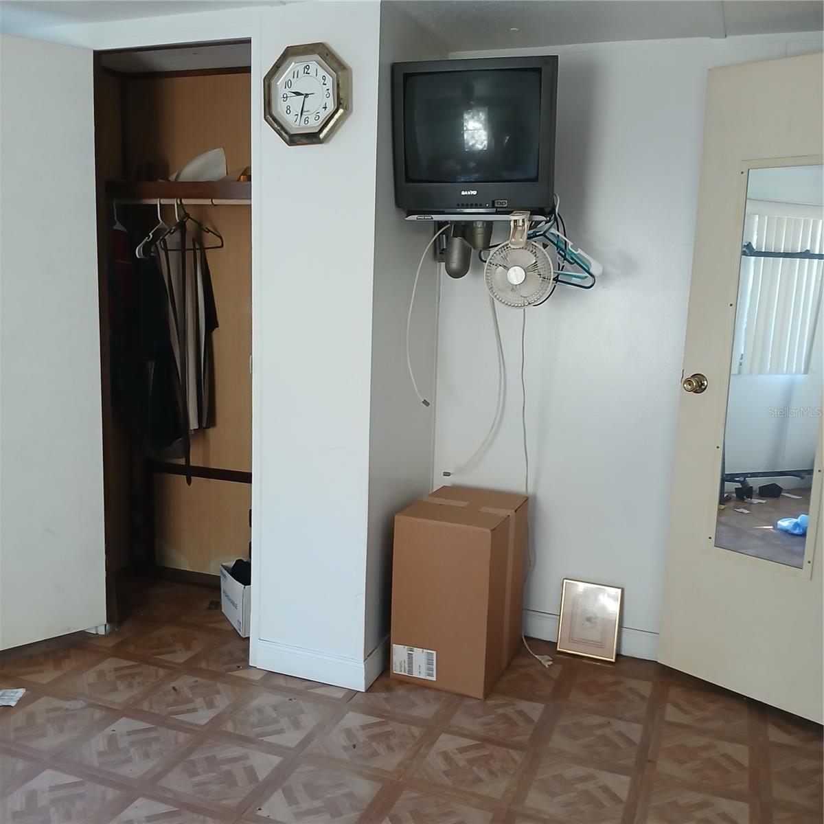 Image 24 of 28 For 7050 Sonata Avenue