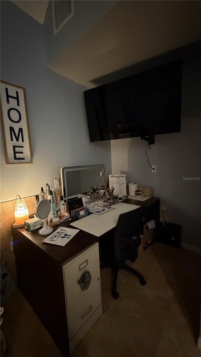 Image 37 of 66 For 434 14th Street A