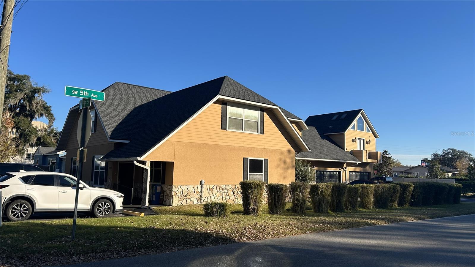 Image 4 of 66 For 434 14th Street A