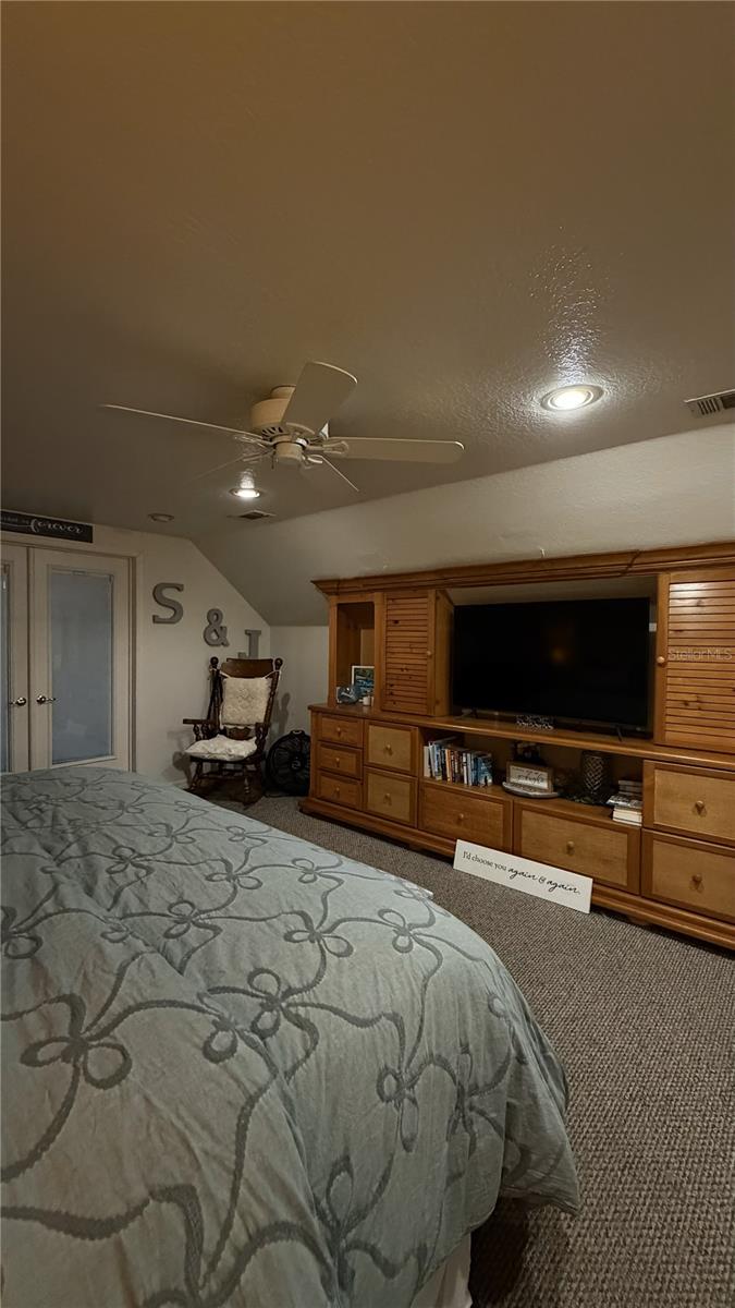 Image 47 of 66 For 434 14th Street A